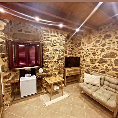 August Castle House Βίλα Μεστά Εξωτερικό φωτογραφία