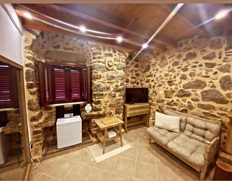 August Castle House Βίλα Μεστά Εξωτερικό φωτογραφία